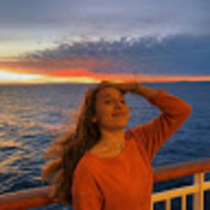 Meet your Posher, Maria